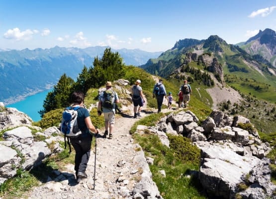 Une balade sur la crête de la montagne