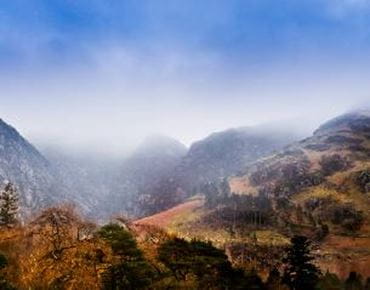 Image de la montagne en automne. 