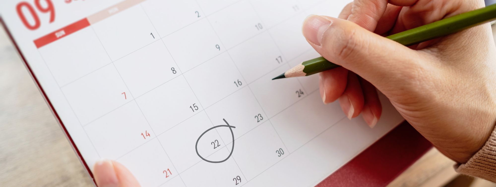 un calendrier avec une date entourée