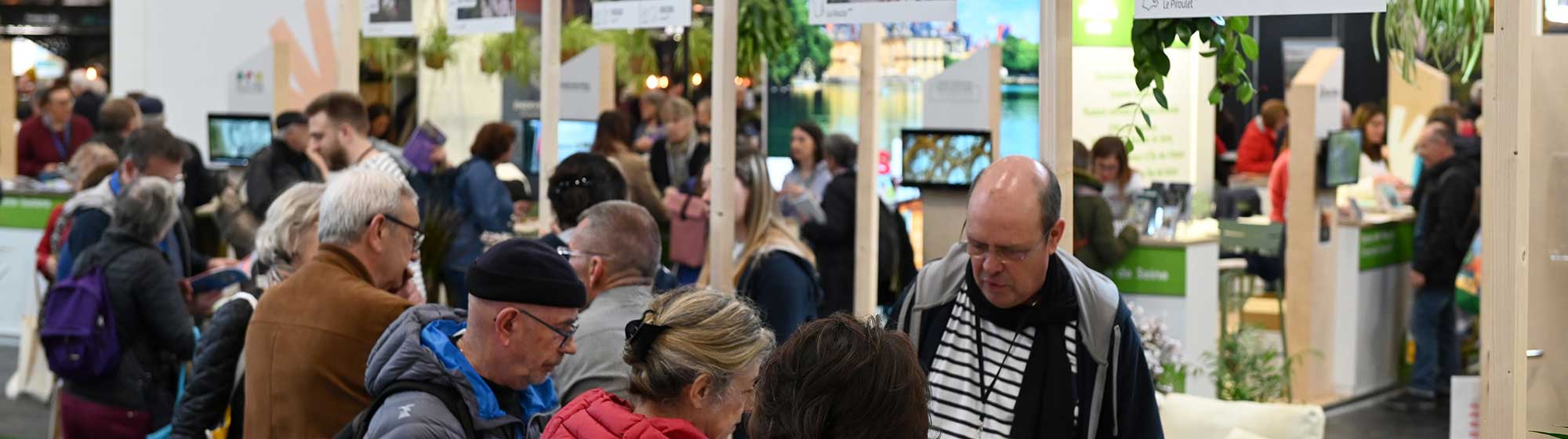 Le stand CapFrance au salon Destinations Nature