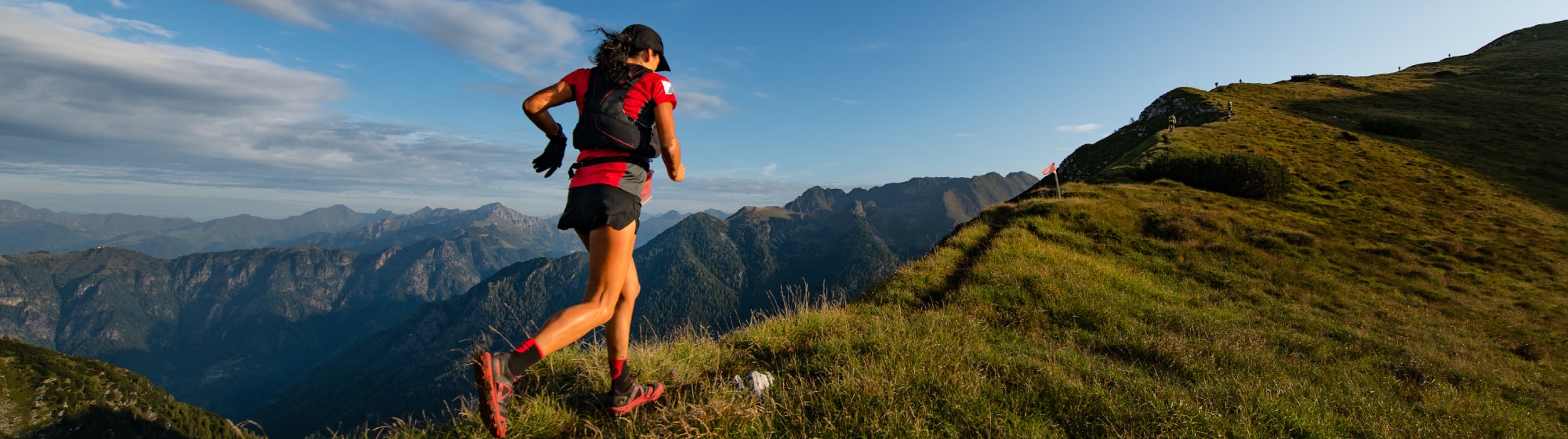 Une coureuse sur la montagne