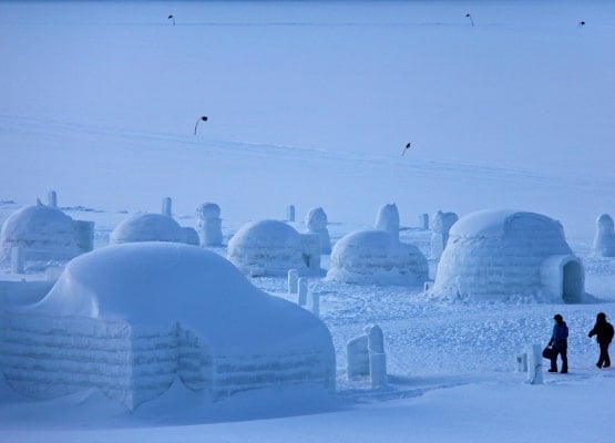 Le village igloo de la station de ski