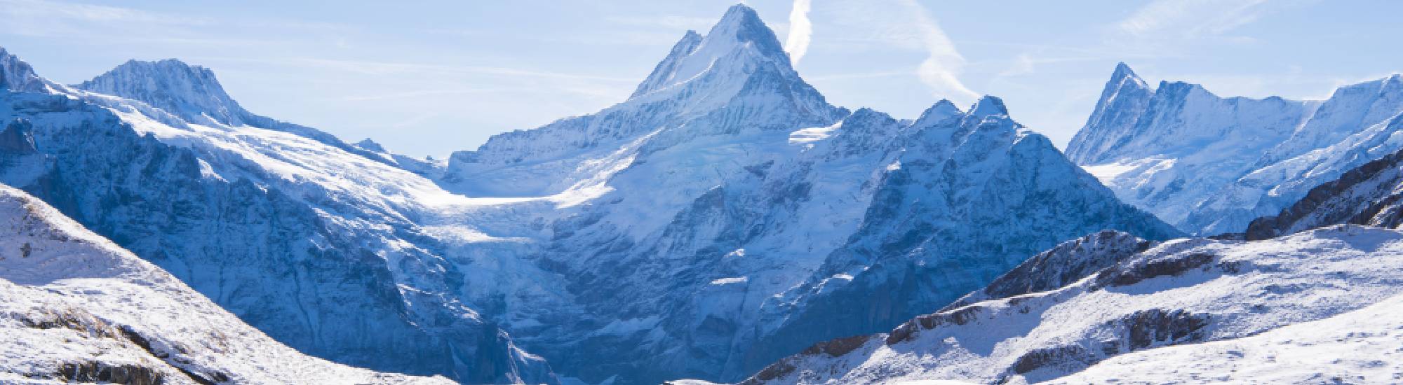 Image d'une chaine de montagnes. 