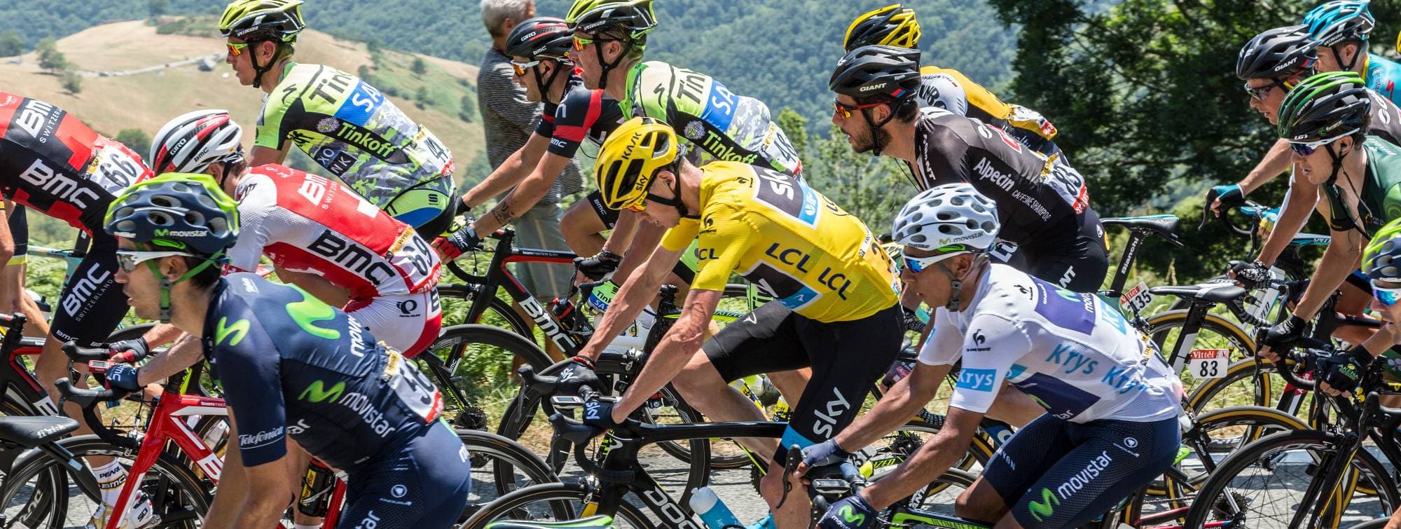 des cyclistes qui font la course