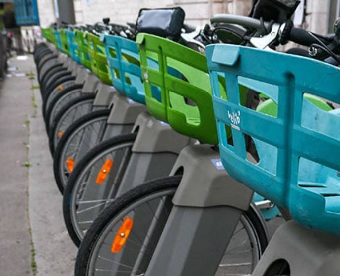 station de vélos dans Paris